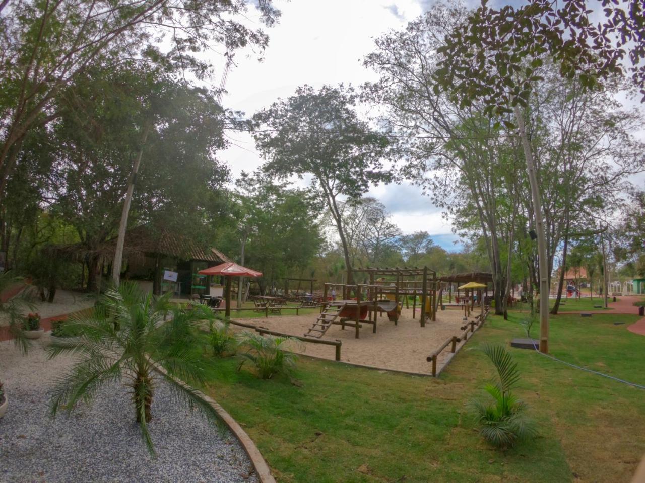 Отель Thermas Agua Santa Aragarcas Экстерьер фото